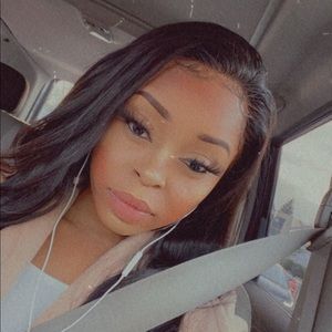 Meet your Posher, Daniella